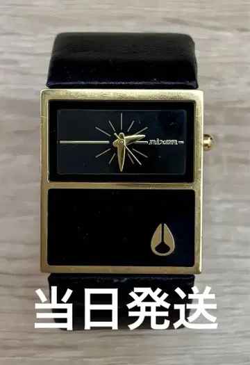NIXON CHALET LEATHER 닉슨 샤레이 가죽 손목시계