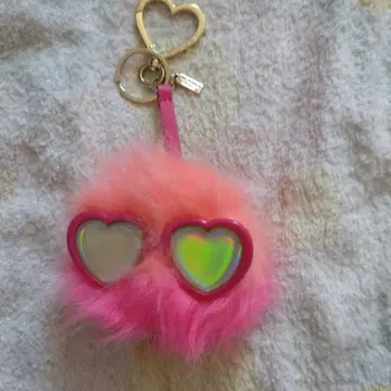 Victoria's Secret 하트 모양 퍼 키링