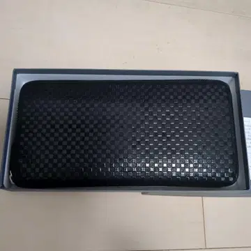인덴야 INISHIE 블랙 체크 무늬 장지갑
