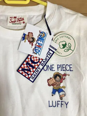ONE PIECE 티셔츠 화이트