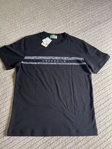 Crocodile 블랙 티셔츠 M 사이즈