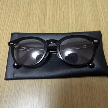 Zoff 인기 블랙 뿔테 안경 ZA221005_14E1