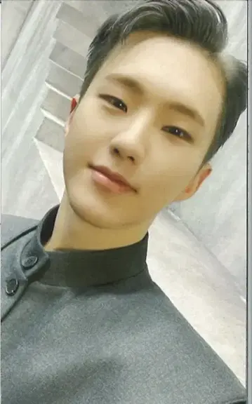 SEVENTEEN UMS HOSHI FACE THE SUN