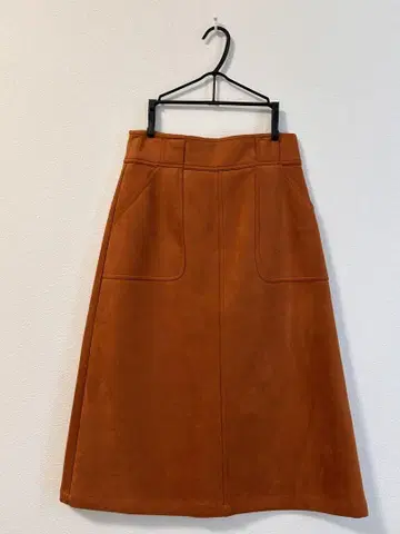 오렌지 타이트 스커트 앞 슬릿
