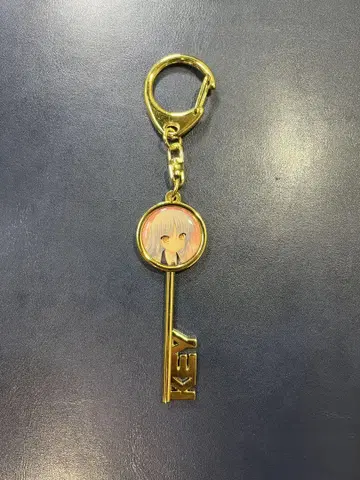 key 15th 열쇠 모양 키링 카나데