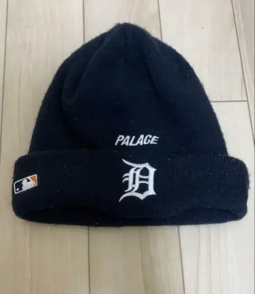 [ 8/20까지 판매 ] PALACE 디트로이트 비니 바라클라바