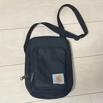 Carhartt 숄더백