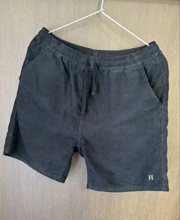 할리우드 랜치 마켓 코듀로이 숏팬츠 H 자수 블랙