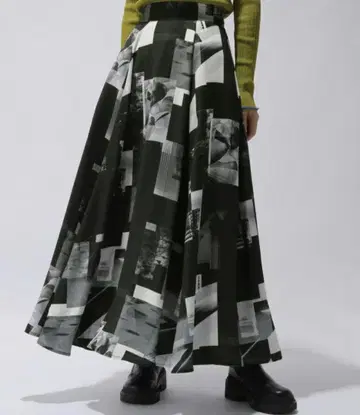HARE 하레 PHOTO 콜라주 플레어 스커트