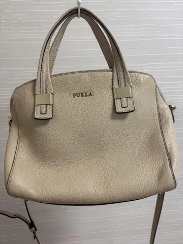 FURLA 베이지 가죽 숄더백