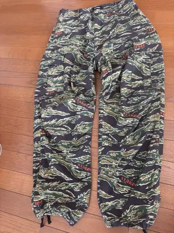 XLARGE 카모플라쥬 카고 팬츠 32