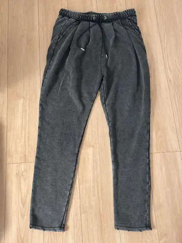 Pigment dye tight fit sweat pants