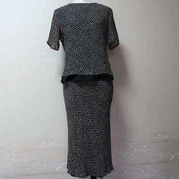 GRE BOUTIQUE 실크 도트 블라우스 & 스커트 셋업