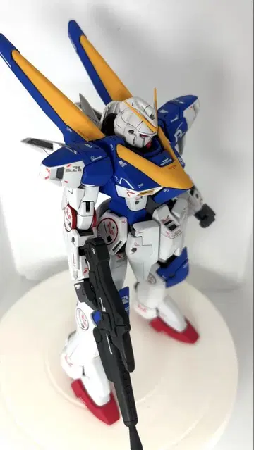 MG 1/100 V2 건담 Ver.Ka 페인팅 완성품