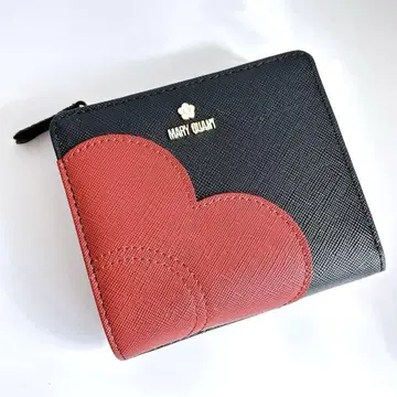 MARY QUANT 접이식 지갑