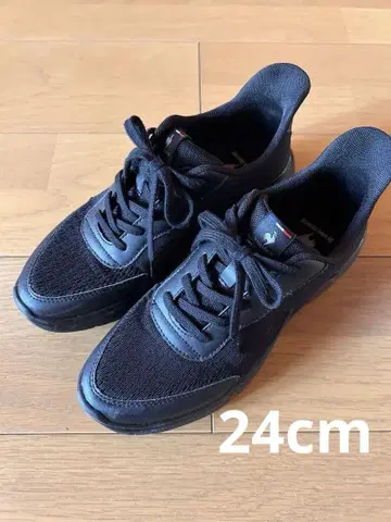 르꼬끄 스포르티브 스니커즈 24cm