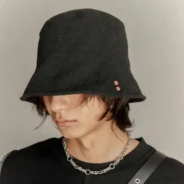 Andersson Bell 블랙 버킷햇