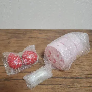 마더 가든 스위트 카페 리본 롤케이크 딸기