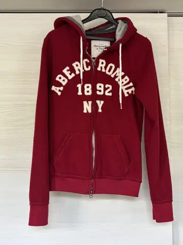 Abercrombie & Fitch 빨간색 풀 집업 후드티 M