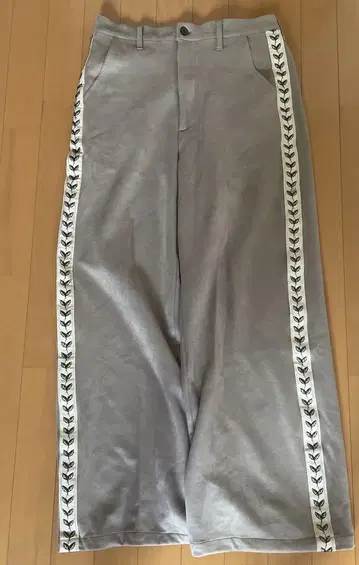 슬랙스 초와이드 스트레이트