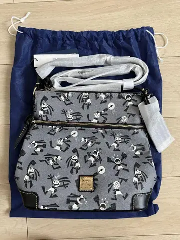 Dooney & Bourke 오즈월드 숄더백