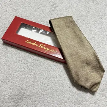 Salvatore Ferragamo 골드 실크 넥타이 실크