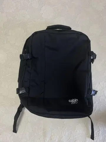 cabin zero 블랙 백팩 44L 새상품급