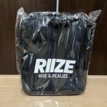 [미사용 새상품] RIIZE 팬미 숄더백 shoulder bag