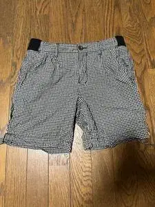 체크 무늬 숏팬츠
