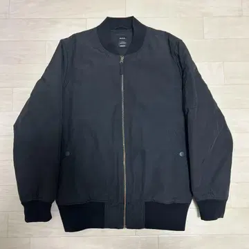 RVCA 블랙 MA-1 자켓