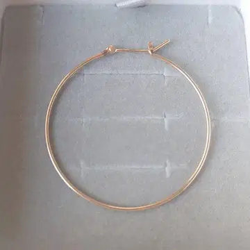 아가트 한쪽 귀 후프 귀걸이 4cm K10