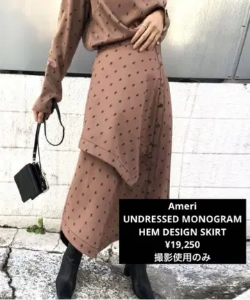 Ameri UNDRESSED MONOGRAM HEM DESIGN SK