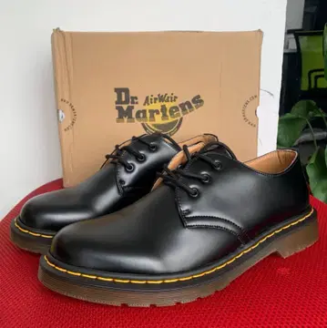 Dr. Martens 블랙 레이스업 슈즈 26cm