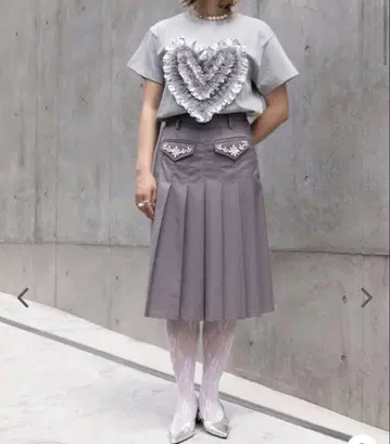POPPY PEARL PLEATED SKIRT