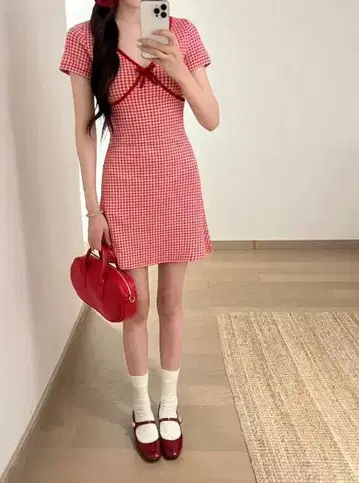 빨간색 깅엄 체크 반팔 미니 원피스
