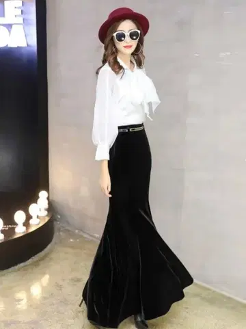 벨벳 하이웨스트 플레어 스커트