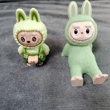 LABUBU 스마트폰 스탠드 & 얼굴 첸 피규어 키링