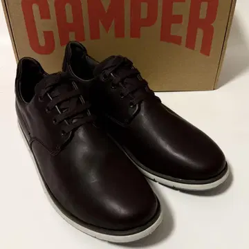 새상품 Camper Smith 가죽 스니커즈 다크 브라운