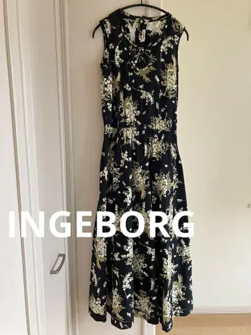 INGEBORG 은방울꽃 부케 패턴 원피스