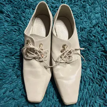 [ SALE ] RANDA 레이스업 슈즈 베이지 골드