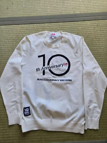 MASTER BUNNY EDITION 10주년 스웨터 사이즈 5