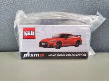 미개봉 토미카 NISSAN GT-R NISMO Vibrant Red