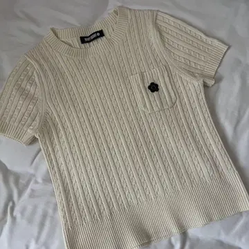 MARY QUANT 반팔 니트