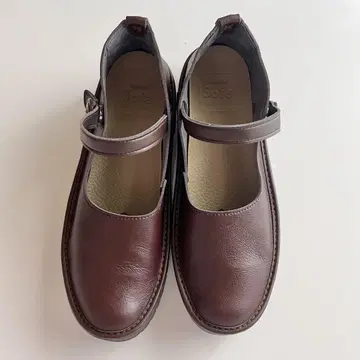 새상품급 Belle & Sofa 카약 컴포트 메리제인 24cm
