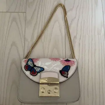 FURLA 나비 모티브 숄더백