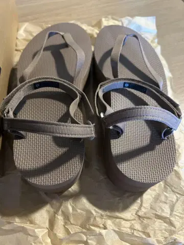[미사용 새상품] Teva FLATFORM SANDAL SLIM