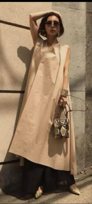 AMERI NS COVER DRESS