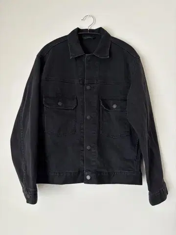 uniqlo denim jacket