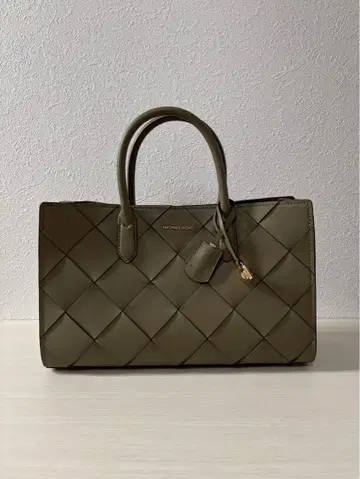애용 MICHAEL KORS 핸드백