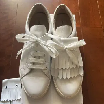 tsumori chisato 프린지 화이트 스니커즈 2way
